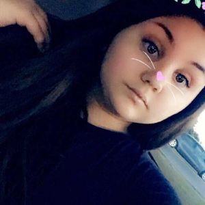 Meet your Posher, Zoe